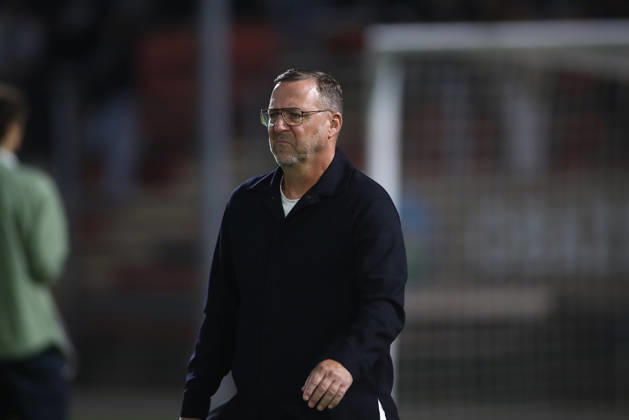 Fussball, Herren, Toto-Pokal, Viertelfinale, Saison 2026 2027, SpVgg Unterhaching - SSV Jahn Regensburg, Sportpark Unterhaching Sascha Hildmann, Trainer (SSV Jahn Regensburg) Kopf, Oberkörper