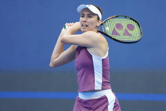 2026 China Open Women s Singles Round of 16 match in Beijing - 07 Oct. Elise Mertens of Belgium seen in action against Coco Gauff of the United States (Not in picture) during Women s Singles Round of 16 match on day eight of China Open at the National Tennis Center. Beijing China Copyright: xPolyxFeix xSOPAxImagesx 20261007_7016_099
