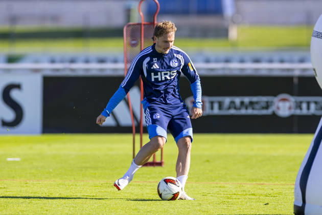 07.10.2026, Fussball, Training des FC Schalke 04. Finn Porath (FC Schalke 04). Gelsenkirchen Trainingsgelände FC Schalke 04 NRW Deutschland xRHR-FOTO YYx Copyright: RHR-FOTOx RHR-FOTO YY