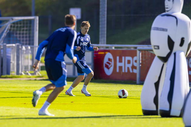 07.10.2026, Fussball, Training des FC Schalke 04. Finn Porath (FC Schalke 04). Gelsenkirchen Trainingsgelände FC Schalke 04 NRW Deutschland xRHR-FOTO YYx Copyright: RHR-FOTOx RHR-FOTO YY