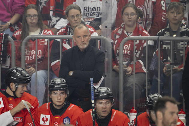 CHL; Kölner Haie - Herning Blue Fox; Köln, 07.10.2026 Thomas Berglund (Kölner Haie, Head Coach); CHL; Kölner Haie - Herning Blue Fox am 07.10.2026 in der Lanxessarena in Köln (Deutschland). Copyright: xBEAUTIFULxSPORTS AndreasxDickx