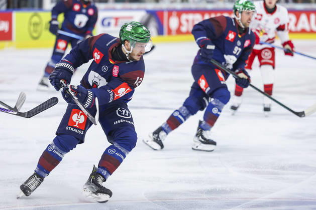 Ice hockey, Eishockey - CHL, EC RBS vs Berlin SALZBURG,AUSTRIA,07.OCT.26 - ICE HOCKEY - CHL, Champions Hockey League, group stage, EC Red Bull Salzburg vs Eisbaeren Berlin. Image shows Eric Mik (Berlin).  GEPAxpictures xDavidxGeieregger