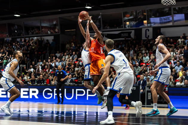 07.10.2026, GER, BKT Eurocup, Basketball, Chemnitz, Niners Chemnitz - Neptunas Klaipeda Nighael Ceaser (Niners Chemnitz, 22) Chemnitz Messe Chemnitz Sachsen Deutschland