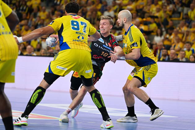 KIELCE 07.10.2026 MECZ 3. KOLEJKA RUNDA WSTEPNA LIGA MISTRZOW PILKA RECZNA MEZCZYZN SEZON 2026 2027 MENS HALDBALL PRELIMINARY ROUND EHF CHAMPIONS LEAGUE SEASON 2026 2027 MATCH: INDUSTRIA KIELCE - SC MAGDEBURG GISLI HORGEIR KRISTJANSSON ARTSEM KARALEK FOT. MICHAL TRZPIS 400MM.PL NEWSPIX.PL --- newspix.pl