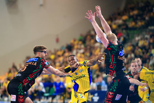 2026.10.07 Kielce Pilka reczna , Liga Mistrzow EHF , sezon 2026 27 Industria Kielce - SC Magdeburg N z Faruk Yusuf Foto Tomasz Fafara PressFocus 2026.10.07 Kielce Handball , EHF Champions League , 2026 2027 season Industria Kielce - SC Magdeburg Faruk Yusuf Credit: Tomasz Fafara PressFocus NEWSPIX.PL --- newspix.pl 