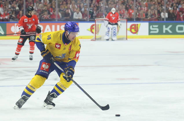Morten Poulsen (Herning Blue Fox 38) GER, Koelner Haie vs. Herning Blue Fox, Eishockey, DEL, Spielzeit 2026 2027, 07.10.2026 GER, Koelner Haie vs. Herning Blue Fox, Eishockey, DEL, Spielzeit 2026 2027, 07.10.2026 Deutschland Copyright: xEibner-Pressefoto ThomasxStoeckerx EP_TSR