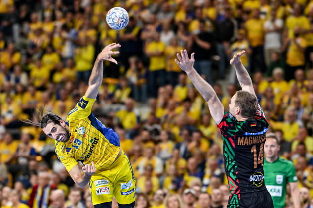 07.10.2026 KIELCE UL. BOCZNA ( POLAND ) PILKA RECZNA MEZCZYZN ( HANDBALL MEN S ) LIGA MISTRZOW - FAZA GRUPOWA ( MEN S EHF CHAMPIONS LEAGUE - GROUP PHASE ) MECZ INDUSTRIA KIELCE - SC MAGDEBURG ( GAME ) NZ JULIEN BOS OMAR INGI MAGNUSSON FOTO MICHAL STANCZYK CYFRASPORT NEWSPIX.PL --- Newspix.pl  20261007CSMS0004