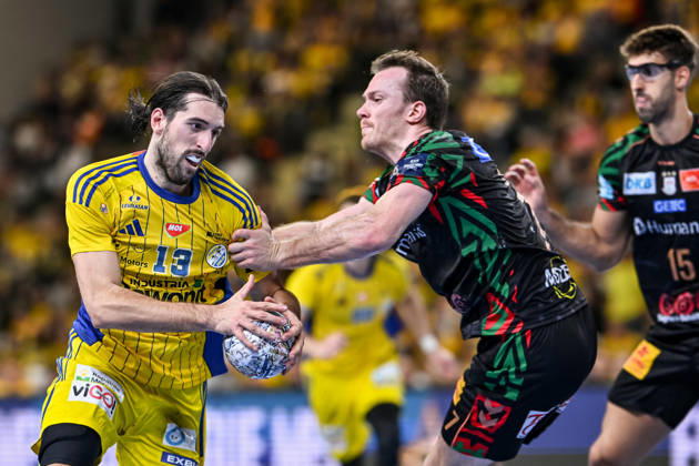 07.10.2026 KIELCE UL. BOCZNA ( POLAND ) PILKA RECZNA MEZCZYZN ( HANDBALL MEN S ) LIGA MISTRZOW - FAZA GRUPOWA ( MEN S EHF CHAMPIONS LEAGUE - GROUP PHASE ) MECZ INDUSTRIA KIELCE - SC MAGDEBURG ( GAME ) NZ JULIEN BOS FELIX CLAAR FOTO MICHAL STANCZYK CYFRASPORT NEWSPIX.PL --- Newspix.pl  20261007CSMS0027