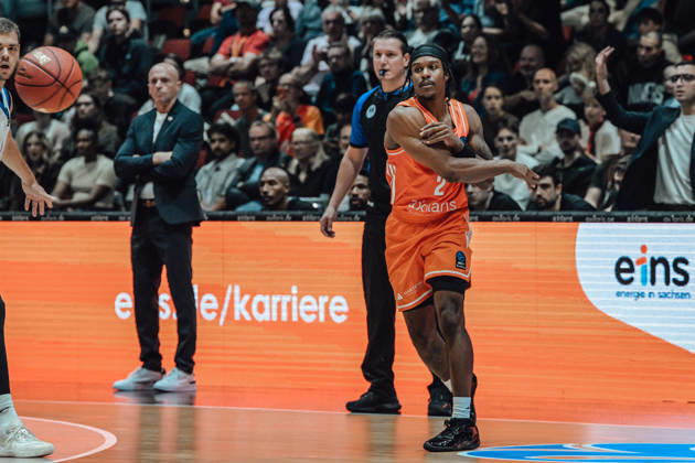 2. Spieltag des Basketball Eurocup Niners Chemnitz - Klaipedos Neptunas 07.10.2026 ab 19.00 Uhr Chemnitz, Chemnitz Arena Im Foto:02 Stefan Smith 2. Spieltag des Basketball Eurocup Niners Chemnitz - Klaipedos Neptunas Chemnitz Sachsen Deutschland Copyright: xEHLxMedia MichelxKöhlerx 20262709-Niners-Chemnitz-Klaipeda-Neptunas-011