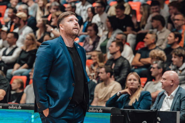 2. Spieltag des Basketball Eurocup Niners Chemnitz - Klaipedos Neptunas 07.10.2026 ab 19.00 Uhr Chemnitz, Chemnitz Arena Im Foto: Head Couch Gediminas Petrauskas 2. Spieltag des Basketball Eurocup Niners Chemnitz - Klaipedos Neptunas Chemnitz Sachsen Deutschland Copyright: xEHLxMedia MichelxKöhlerx 20262709-Niners-Chemnitz-Klaipeda-Neptunas-017