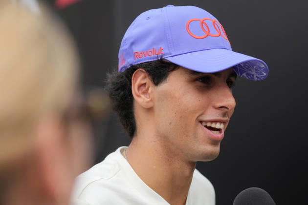 F1 2026: (Paddock) Singapore Grand Prix in Singapore, Singapore - 08 Oct 2026 Gabriel Bortoleto (BRA) (Audi Revolut F1 Team) in the paddock of the Formula 1 Singapore Grand Prix 2026 at the Marina Bay Street Circuit. Singapore Singapore Copyright: xLucaxMartinix xSOPAxImagesx Luca-Martini-1456860