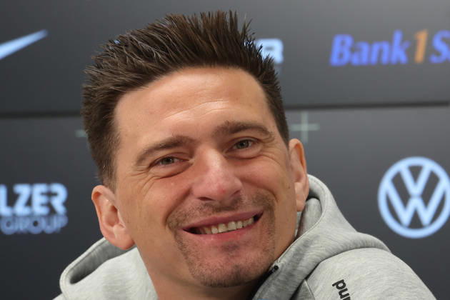 08.10.2026, xrekx, Fussball 1.Bundesliga , SV Elversberg - Pressekonferenz mit Vincent Wagner v.l. Vincent Wagner Trainer (SV 07 Elversberg) Elversberg