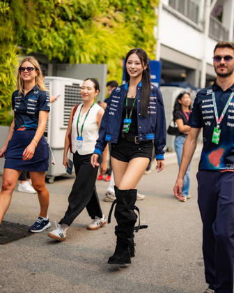 2026 Formula 1 Singapore - Tzuyu at Media Day TZUYU (TPE) K-Pop Singer and Member of TWICE in the Paddock on Thursday Media Day during the Formula 1 Singapore Airlines Singapore Grand Prix 2026 at Marina Bay Street Circuit, Singapore, on October 8, 2026. Photo by Antoine LAPEYRE Reveries Agency via ABACAPRESS.COM Singapore Singapore  Copyright: xAntoinexLapeyre ReveriesxAgency ABACAx