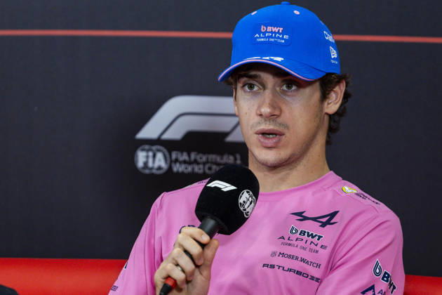 F1 - SINGAPORE GRAND PRIX 2026 COLAPINTO Franco (arg), Alpine F1 Team A526, portrait, pre-event press conference, PK, Pressekonferenz during the 2026 Formula 1 Singapore Grand Prix, 17th round of the 2026 Formula One World Championship, WM, Weltmeisterschaft from October 9 to 11, 2026 on the Marina Bay Street Circuit, in Singapore, Singapore - SingaporeSingapore Copyright: xJulienxDelfossex