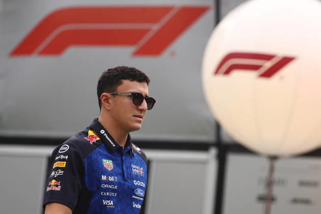 F1 Singapore Grand Prix 2026 Previews Isack Hadjar of Red Bull Racing ahead of the Formula 1 Singapore Grand Prix at Marina Bay Street Circuit in Singapore on October 8, 2026. Singapore Singapore  Copyright: xJakubxPorzyckix originalFilename:porzycki-f1singap261008_npTxo.jpg