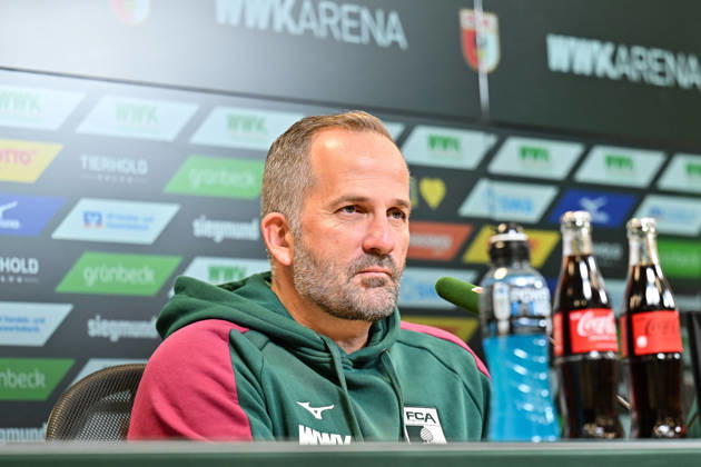 Pressekonferenz FC Augsburg, 08.10.2026 AUGSBURG, GERMANY; 08. OCTOBER: im Bild Manuel BAUM Coach FC Augsburg bei der Pressekonferenz vor der Bundesliga Partie gegen den FC Bayern Copyright: xBEAUTIFULxSPORTS Goldbergx