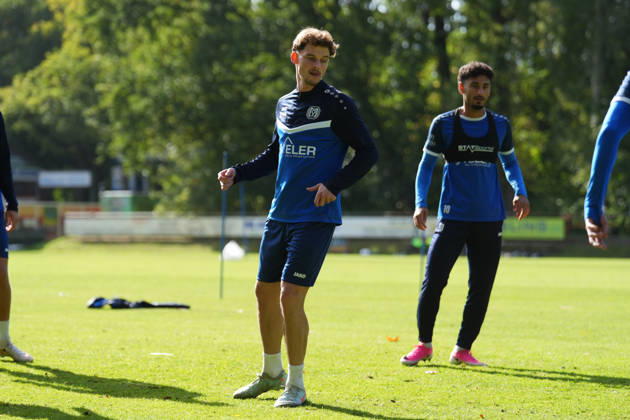 Deutschland: Fussball, Trainingseinheit, 3. Liga, Saison 2026-2027, NVB-Campus B-Platz Hänsch-Arena, SV Meppen, Donnerstag, 08.10.2026, Vormittagstraining: Moritz Heyer (Gastspieler, SV Meppen) Copyright: xLennxLübbersx