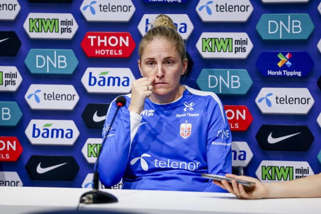 Women s National Soccer Team Prepares for World Cup Qualifiers Bucharest, Romania, October 8, 2026 Lisa Fjeldstad Naalsund and Frida Maanum during a training session at Stadionul Arcul de Triumf, before the World Cup qualifier against Romania. Photo by Nikola Krstic, NTB Romania, Bucharest. EDITORIAL USE ONLY. RESTRICTED USE FOR BETTING COMPANIES.  Copyright: xNikolaxKrsticx xNTBx