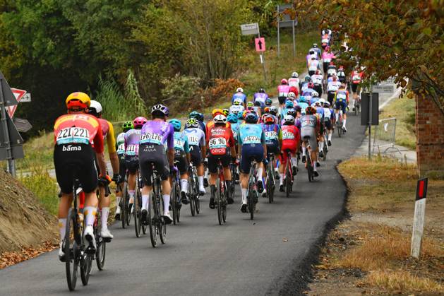 IPA89429257 - The group during Il Gran Piemonte 2026, a street cycling race in Aqui Terme, Italy, on October 8, 2026  Copyright: xDavidexVaninetti IPAxSportx xx IPA89429257