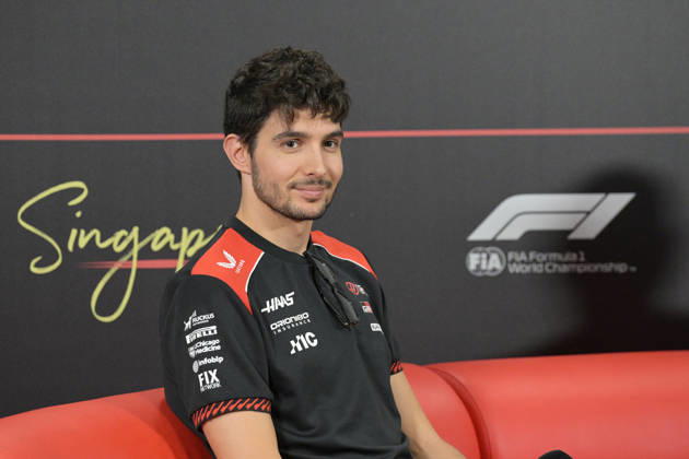 (261008) -- SINGAPORE, Oct. 8, 2026 -- Haas French driver Esteban Ocon attends the pre-race press conference, PK, Pressekonferenz of the Formula 1 Singapore Grand Prix 2026, in Singapore, Oct. 8, 2026. (Photo by Xinhua) (SP)SINGAPORE-F1-SINGAPORE GRAND PRIX-PRE-RACE PRESS ThenxChihxWey 