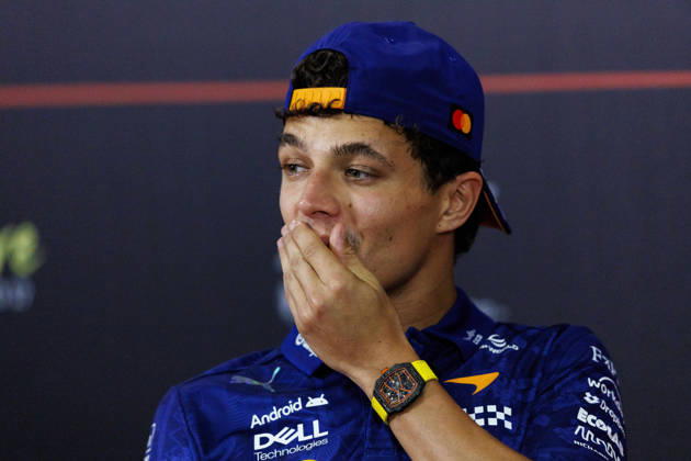 RECORD DATE NOT STATED 8th October 2026; Marina Bay, Singapore; Formula 1, Singapore Grand Prix, Arrival Day; Lando Norris (1) of Great Britain and McLaren Mastercard F1 Team during the press conference, PK, Pressekonferenz at the Singapore Grand Prix StephenxBlackberry