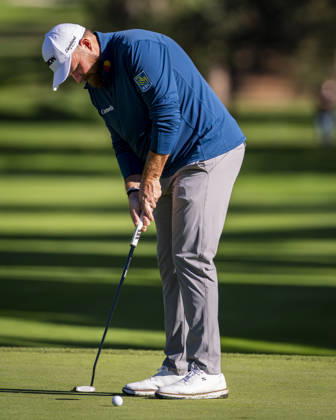 Open de Espana presented by Madrid - Day One MADRID, SPAIN - OCTOBER 8: Shane Lowry of Ireland putts on day one of the Open de Espana presented by Madrid at Club de Campo Villa de Madrid on October 8, 2026 in Madrid, Spain. Madrid Club de Campo Villa de Madrid Madrid Spain Copyright: xAlbertoxGardinx AGardin_20261008_Golf_Esp_Mad_0302