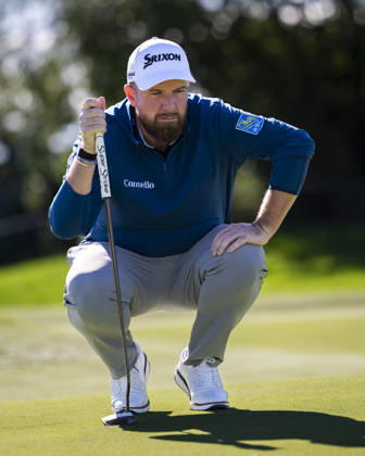 Open de Espana presented by Madrid - Day One MADRID, SPAIN - OCTOBER 8: Shane Lowry of Ireland studies the terrain before taking his shot on day one of the Open de Espana presented by Madrid at Club de Campo Villa de Madrid on October 8, 2026 in Madrid, Spain. Madrid Club de Campo Villa de Madrid Madrid Spain Copyright: xAlbertoxGardinx AGardin_20261008_Golf_Esp_Mad_0327