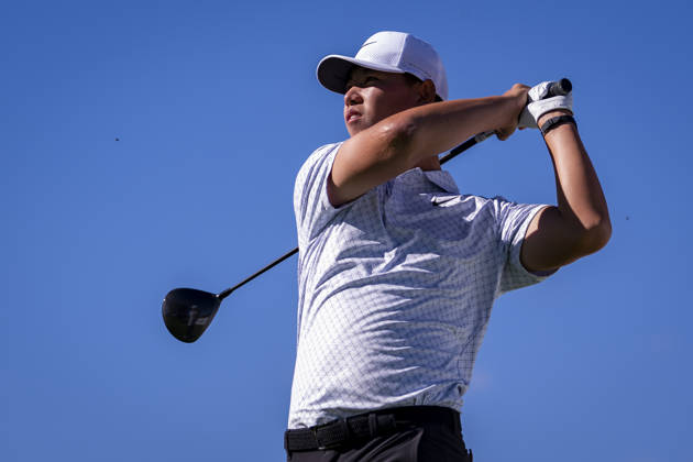 Open de Espana presented by Madrid - Day One MADRID, SPAIN - OCTOBER 8: Wenyi Ding of China tees off on day one of the Open de Espana presented by Madrid at Club de Campo Villa de Madrid on October 8, 2026 in Madrid, Spain. Madrid Club de Campo Villa de Madrid Madrid Spain Copyright: xAlbertoxGardinx AGardin_20261008_Golf_Esp_Mad_0354