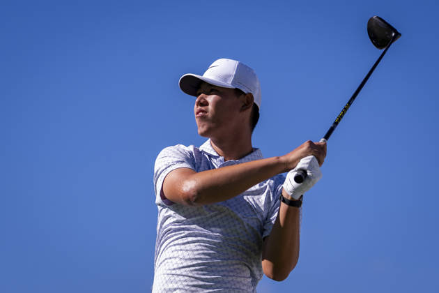 Open de Espana presented by Madrid - Day One MADRID, SPAIN - OCTOBER 8: Wenyi Ding of China tees off on day one of the Open de Espana presented by Madrid at Club de Campo Villa de Madrid on October 8, 2026 in Madrid, Spain. Madrid Club de Campo Villa de Madrid Madrid Spain Copyright: xAlbertoxGardinx AGardin_20261008_Golf_Esp_Mad_0355