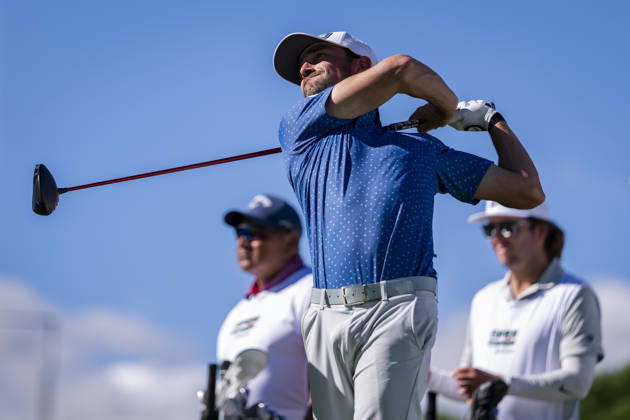 Open de Espana presented by Madrid - Day One MADRID, SPAIN - OCTOBER 8: Quim Vidal of Spain tees off on day one of the Open de Espana presented by Madrid at Club de Campo Villa de Madrid on October 8, 2026 in Madrid, Spain. Madrid Club de Campo Villa de Madrid Madrid Spain Copyright: xAlbertoxGardinx AGardin_20261008_Golf_Esp_Mad_0356
