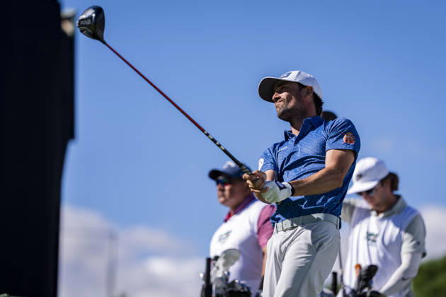 Open de Espana presented by Madrid - Day One MADRID, SPAIN - OCTOBER 8: Quim Vidal of Spain tees off on day one of the Open de Espana presented by Madrid at Club de Campo Villa de Madrid on October 8, 2026 in Madrid, Spain. Madrid Club de Campo Villa de Madrid Madrid Spain Copyright: xAlbertoxGardinx AGardin_20261008_Golf_Esp_Mad_0357