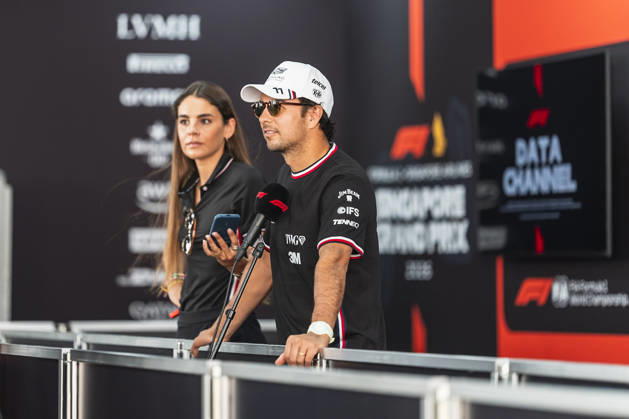 Formula 1 Singapore Airlines Singapore Grand Prix 2026 Remy Midez OVERTAKE MAXPPP - Singapore 08 10 2026 11 PEREZ Sergio (mex), Cadillac Formula 1 Team, portrait at the Formula 1 Singapore Airlines Singapore Grand Prix 2026, the 16th round of the 2026 FIA Formula 1 World Championship, WM, Weltmeisterschaft at the Marina Bay Street Circuit in Singapore, from 08 to 11 October 2026 Singapore Marina Bay Street Circuit Singapore  Copyright: xOVERTAKE MAXPPPxRemyxMidezx OVT202610089997 OVT202610089997