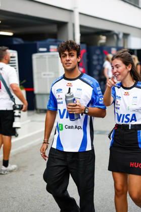 F1 - SINGAPORE GRAND PRIX 2026 LINDBLAD Arvid (gbr), Visa Cash App RB F1 Team VCARB03, portrait during the 2026 Formula 1 Singapore Grand Prix, 17th round of the 2026 Formula One World Championship, WM, Weltmeisterschaft from October 9 to 11, 2026 on the Marina Bay Street Circuit, in Singapore, Singapore - SingaporeSingapore Copyright: xFLORENTxGOODENx