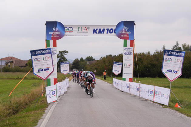 The pack rides during the 110th edition of the Gran Piemonte 2026 a 185 km one day race from Asti to Bra on October 08, 2026, Italy. Copyright: xFabioxFerrari LaPressex