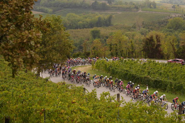The pack rides during the 110th edition of the Gran Piemonte 2026 a 185 km one day race from Asti to Bra on October 08, 2026, Italy. Copyright: xFabioxFerrari LaPressex