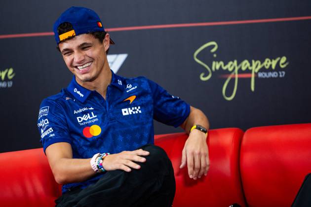 NORRIS Lando (gbr), McLaren F1 Team MCL40, portrait F1 GP 17 Singapore 2026 F1 GP 17 Singapore 2026 NORRIS Lando (gbr), McLaren F1 Team MCL40, portrait, pre-event press conference, PK, Pressekonferenz during the 2026 Formula 1 Singapore Grand Prix, 17th round of the 2026 Formula One World Championship, WM, Weltmeisterschaft from October 9 to 11, 2026 on the Marina Bay Street Circuit, in Singapore, Singapore - Photo Julien Delfosse DPPI Singapore