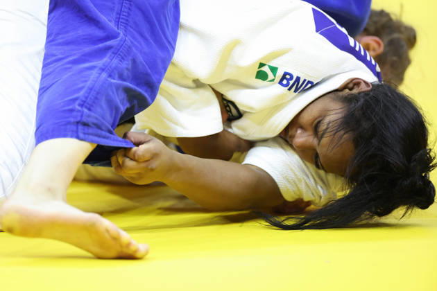 AZERBAIJAN, BAKU - OCTOBER 8, 2026: Nauana Silva of Brazil (front) and Giovanna Scoccimarro of Germany compete in their -70 kg bout as part of the 2026 World Judo Championships at the National Gymnastics Arena 2026 World Judo Championships In Baku  - ZUMAt113 20261008_zaa_t113_450 Copyright: xMikhailxSinitsynx