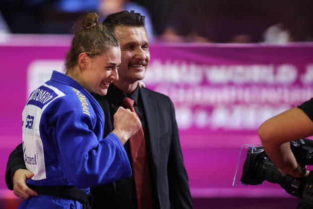 AZERBAIJAN, BAKU - OCTOBER 8, 2026: Giovanna Scoccimarro (L) of Germany is pictured after a -70 kg bout against Nauana Silva of Brazil as part of the 2026 World Judo Championships at the National Gymnastics Arena 2026 World Judo Championships In Baku  - ZUMAt113 20261008_zaa_t113_456 Copyright: xMikhailxSinitsynx