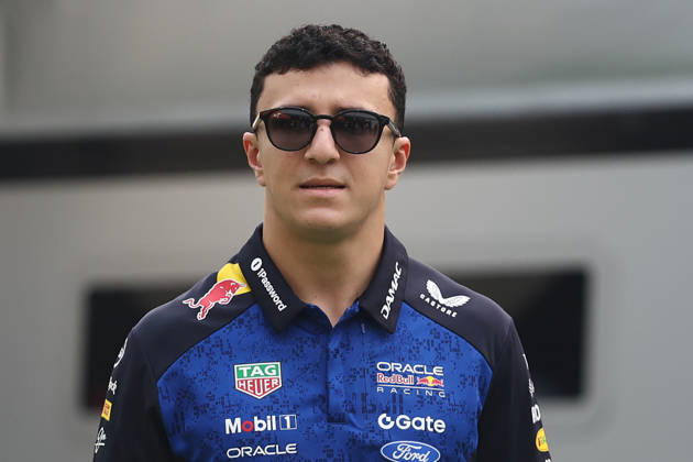 F1 Singapore Grand Prix 2026 Previews Isack Hadjar of Red Bull Racing ahead of the Formula 1 Singapore Grand Prix at Marina Bay Street Circuit in Singapore on October 8, 2026. Singapore Singapore  Copyright: xJakubxPorzyckix originalFilename:porzycki-f1singap261008_npVAu.jpg
