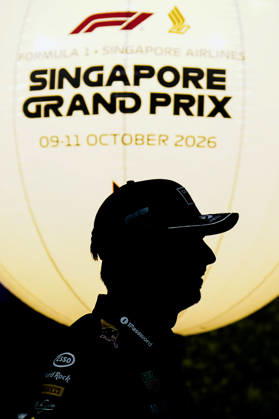 FORMULA 1 SINGAPORE AIRLINES SINGAPORE GRAND PRIX 2026 Max Verstappen (NED) 3 Red Bull Racing in the paddock during the Formula 1 Singapore Airlines Singapore Grand Prix 2026, Round 17 of the 2026 Formula 1 World Championship, WM, Weltmeisterschaft from 9th - 11th October 2026 at the Marina Bay Street Circuit, Singapore. Credit: Robbie Hoad Every Second Media Editorial use only. All images are copyright Every Second Media Limited. No images may be reproduced without prior permission. Copyright: xIMAGO EveryxSecondxMediax ESM-2203-0167 RobbiexHoadx xEveryxSecondxMediax