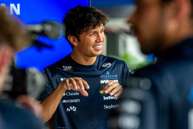 MARINA BAY, SINGAPORE: Alex Albon, racing for the Williams Racing team during the 2026 Formula 1 Singapore Grand Prix at the Marina Bay Street Circuit in Marina Bay, Singapore