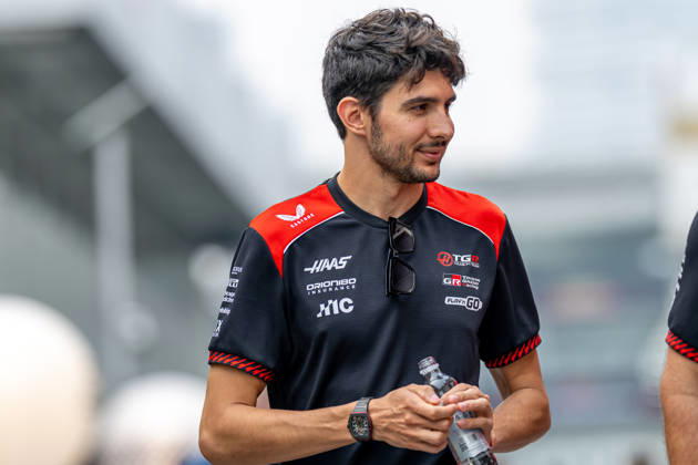 MARINA BAY, SINGAPORE: Esteban Ocon, racing for the Haas F1 team during the 2026 Formula 1 Singapore Grand Prix at the Marina Bay Street Circuit in Marina Bay, Singapore