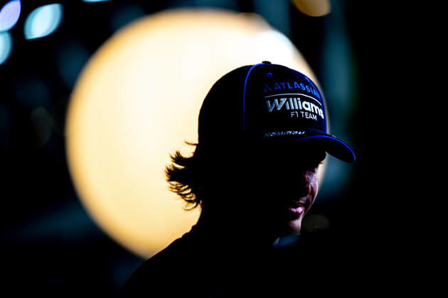 MARINA BAY, SINGAPORE: Carlos Sainz, racing for the Williams Racing team during the 2026 Formula 1 Singapore Grand Prix at the Marina Bay Street Circuit in Marina Bay, Singapore