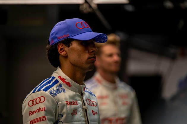 MARINA BAY, SINGAPORE: Gabriel Bortoleto, racing for the Audi Revolut F1 Team team during the 2026 Formula 1 Singapore Grand Prix at the Marina Bay Street Circuit in Marina Bay, Singapore
