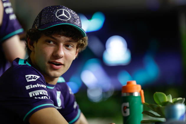 F1 - SINGAPORE GRAND PRIX 2026 KIMI ANTONELLI Andrea (ita), Mercedes AMG F1 Team W16, portrait during the 2026 Formula 1 Singapore Grand Prix, 17th round of the 2026 Formula One World Championship, WM, Weltmeisterschaft from October 9 to 11, 2026 on the Marina Bay Street Circuit, in Singapore, Singapore - SingaporeSingapore  Copyright: xDPPIx