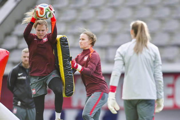 08.10.2026 LEUVEN , PILKA NOZNA KOBIET ( WOMEN S FOOTBALL) TRENING OFICJALNY PRZED POLFINALEM BARAZY MISTRZOSTW SWIATA 2027 TRENING NZ. KINGA SEWERYN JULIA WOZNIAK FOTO RADOSLAW JOZWIAK CYFRASPORT NEWSPIX.PL --- Newspix.pl RA2_6277