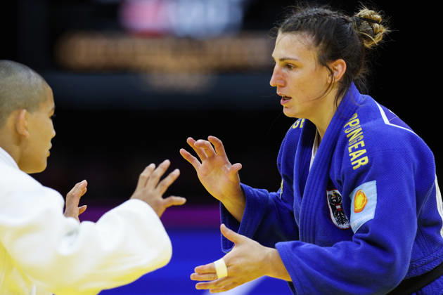AZERBAIJAN, BAKU - OCTOBER 8, 2026: Michaela Polleres (R) of Austria and Ai Tsunoda Roustant of Spain compete in their -70 kg bout as part of the 2026 World Judo Championships at the National Gymnastics Arena 2026 World Judo Championships In Baku  - ZUMAt113 20261008_zaa_t113_597 Copyright: xMikhailxSinitsynx