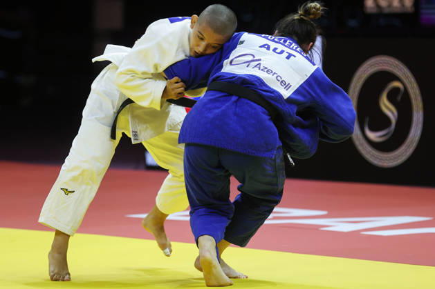 AZERBAIJAN, BAKU - OCTOBER 8, 2026: Ai Tsunoda Roustant (L) of Spain and Michaela Polleres of Austria compete in their -70 kg bout as part of the 2026 World Judo Championships at the National Gymnastics Arena 2026 World Judo Championships In Baku  - ZUMAt113 20261008_zaa_t113_598 Copyright: xMikhailxSinitsynx