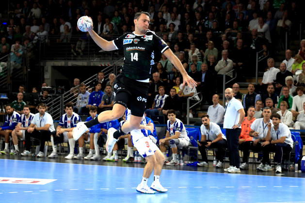 08.10.2026, GER Deutschland, Handball, EHF Champions League, 08.10.2026, Saison 2026 2027, Berlin, Fuechse Berlin vs FC Porto Aitor Arino ( Fuechse Berlin 14 ) nordphoto GmbH Engler Berlin Max-Schmeling-Halle Berlin Deutschland Copyright: xNordphotox xEnglerx