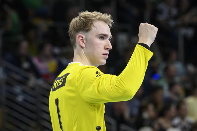 im Bild v.l.: Lasse Ludwig (Fuechse Berlin, 01), Tor, Treffer, Jubel, Torjubel, Freude, Begeisterung, feiert, GER, Berlin, Handball, Füchse Berlin vs FC Porto, EHF Champions League, 3. Spieltag der Gruppe A , in der Max Schmeling Halle, Am Falkplatz 1, 08.10.2026, Copyright: HMBxMedia UwexKoch